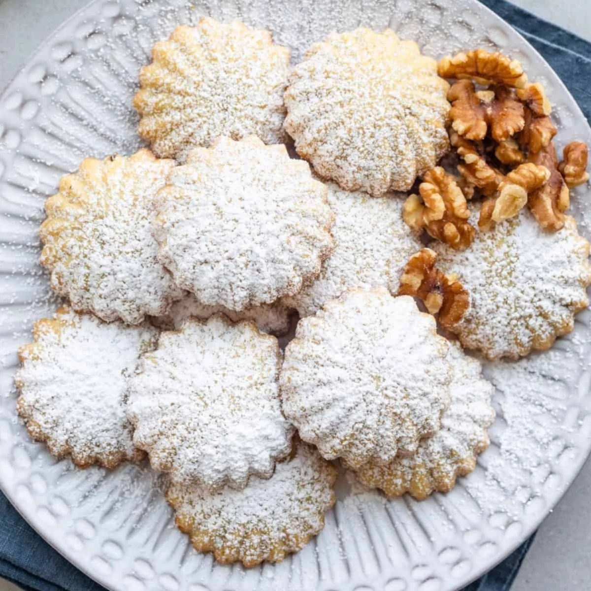 كحك جواهر عين جمل ( جوز )